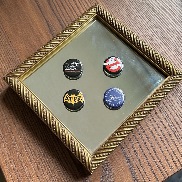 3 for $20 ✨ Brandy Melville Small Buttons - Picture 3 of 3